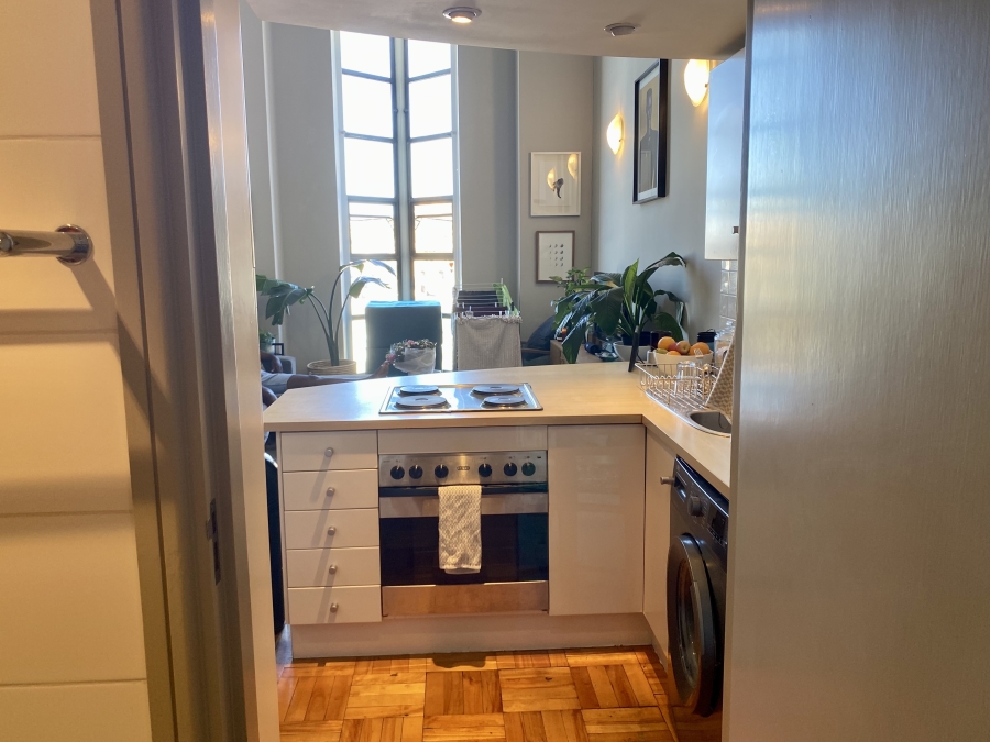 1 Bedroom Property for Sale in Cape Town City Centre Western Cape